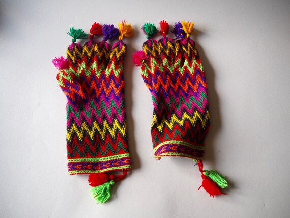 Vintage 90s Hand Stitched Vibrant Colour Gloves C… - image 7