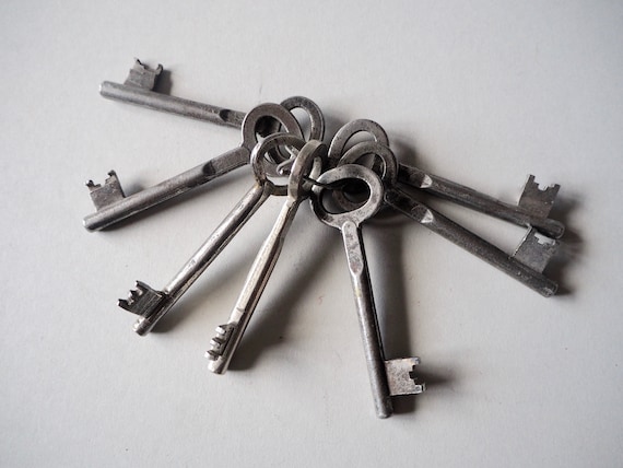 Seven Vintage Keys Vintage Skeleton Key Rusty Keys Old Key Steam