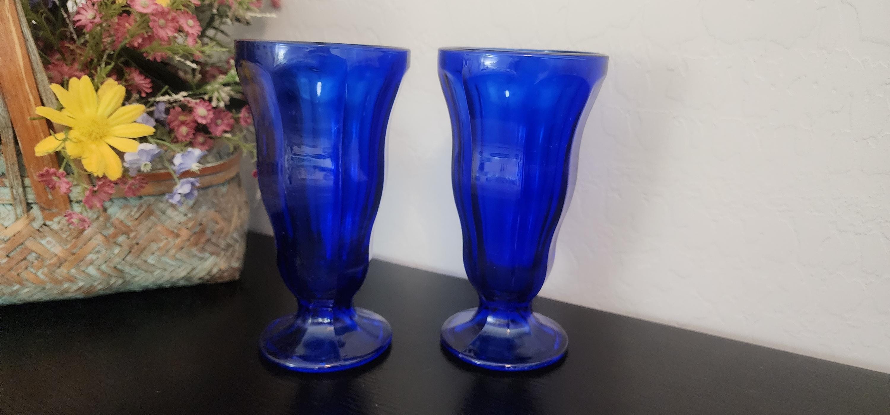 Vintage Anchor Hocking Cobalt Blue Glass Set – 2 Fountain Glasses