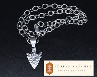 Collier pointe de flèche pour homme, bijoux en argent sterling oxydé pour homme, cadeau homme, pointe de flèche indigène, pointe de flèche martelée