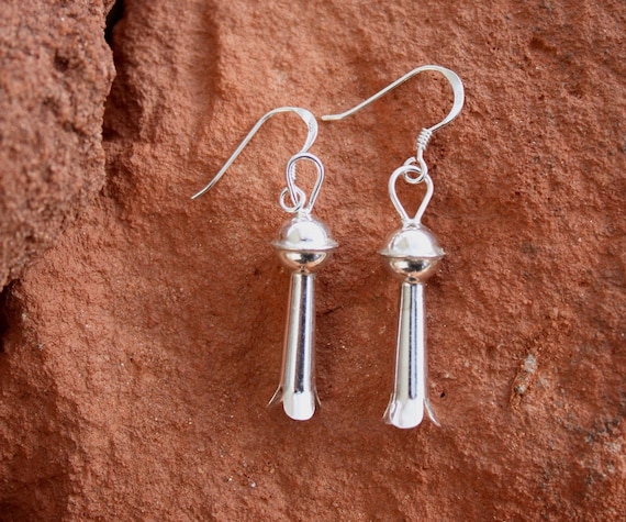 Lyn Johnson Native American Navajo Coral Inlay Sterling Silver Teardrop Earrings Lyn Johnson Native American Navajo Coral Inlay Sterling Silver Teardrop Earrings