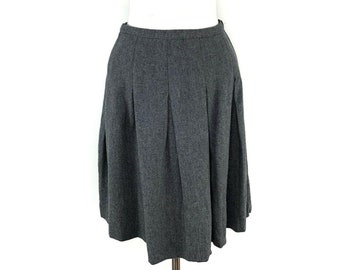 Vtg Unbranded Grey Solid Wool Skirt  |  Womens 2
