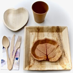 Natural sea Grape desert plate 40 pic7&quot; - palm leaf plate 40 pic 10&quot; -40 pic heart - 40 pic cup - 40 pic napkin 120 pic Cutlery