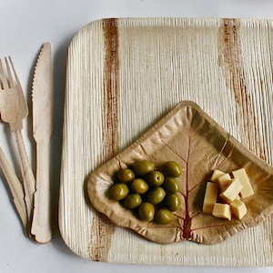 natural Leave Plate Sea Grape Look Paper Snack plate Stylish - Unique - Biodegradable - compostable