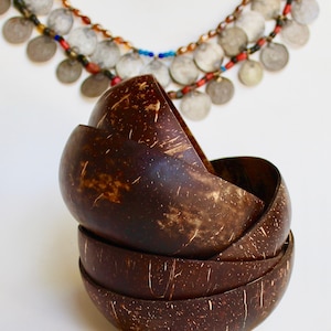 Wholsale  Coconut Shell  Rain forest 10pic - 30pic - 40pic -50 pic  %100 Natural - Eco frindly - Organic  Zero waste -