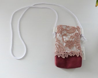 Mini bag / phone bag LACE - pink / berry