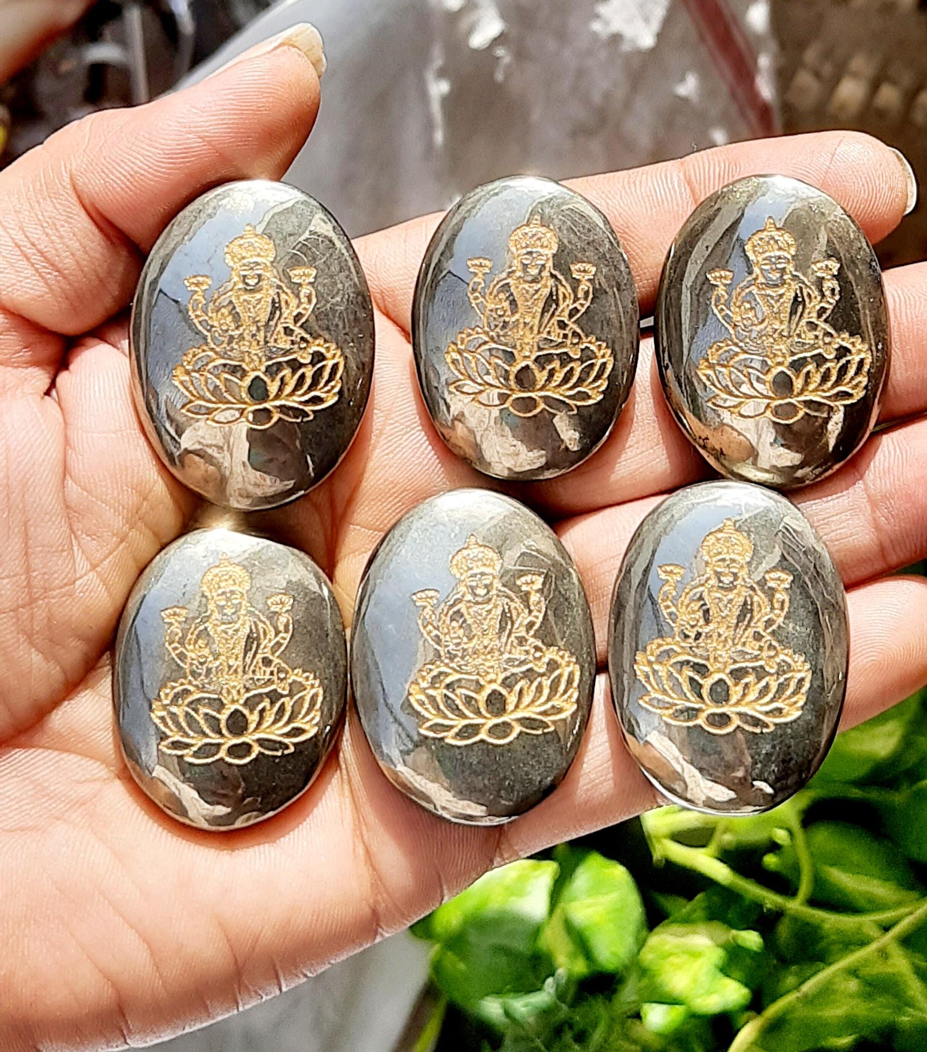 黄鉄鉱金貨 - Etsy 日本