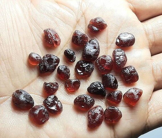 Garnet Druzy Gemstone natural Garnet Rough Stone garnet Raw