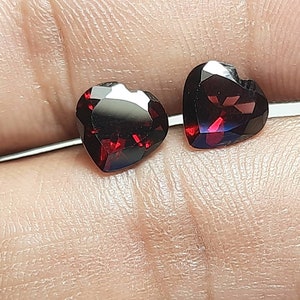 Natural Red Garnet Heart Faceted Gemstone,Garnet Gemstone,Heart Gemstone Size 5x5 to 7x7 mm,Garnet Heart for Wedding,Anniversary,Valentine