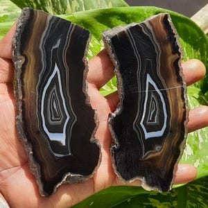 Black Banded Onyx Rough Gemstone,Black Banded Onyx Specimen,Black Onyx Raw Material,Black Onyx slice,Dyed Onyx Gemstone,Banded Onyx Slab