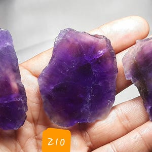 Natürliche afrikanische Amethyst-Rohedlerscheiben, Exemplare Bild 10