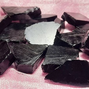 Natural Black Onyx rough Gemstone,Black onyx Specimens,Black Onyx raw material,Black onyx Slices,Black onyx slabs,onyx Gemstone,onyx rough.