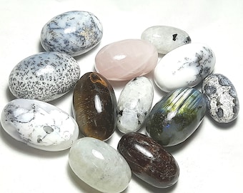 Lingam Lord Shiva Cabochon Gemstone:Stone Lingam Hindu Symbol,Worship,Meditation,Divin Eenergy,Spritiual Growth,Abhishekam Pooja Shivlingam.