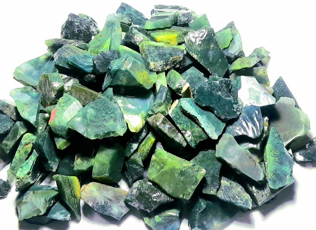 Shop Best Raw Moss Agate • The Green Crystal