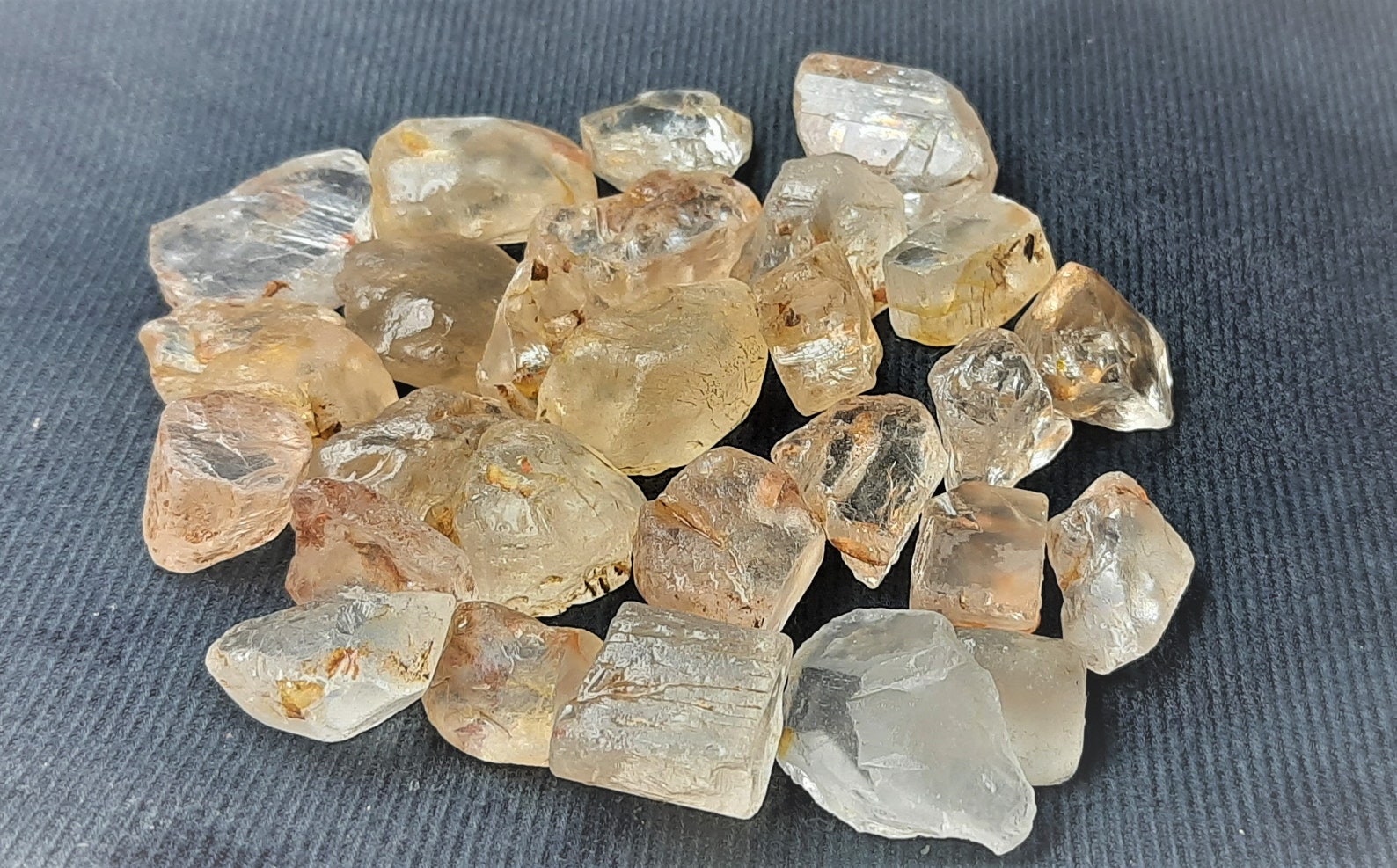White Topaz Rough Gemstonetopaz Raw - Etsy