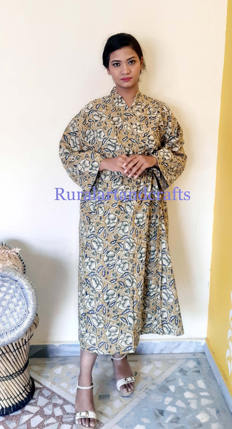 Women Boho Floral Kimono Dress Summer Bohemian Kimono Dress Hippie Kimono Robe Summer Boho Tunic Beach Kimono Long Gown Dress