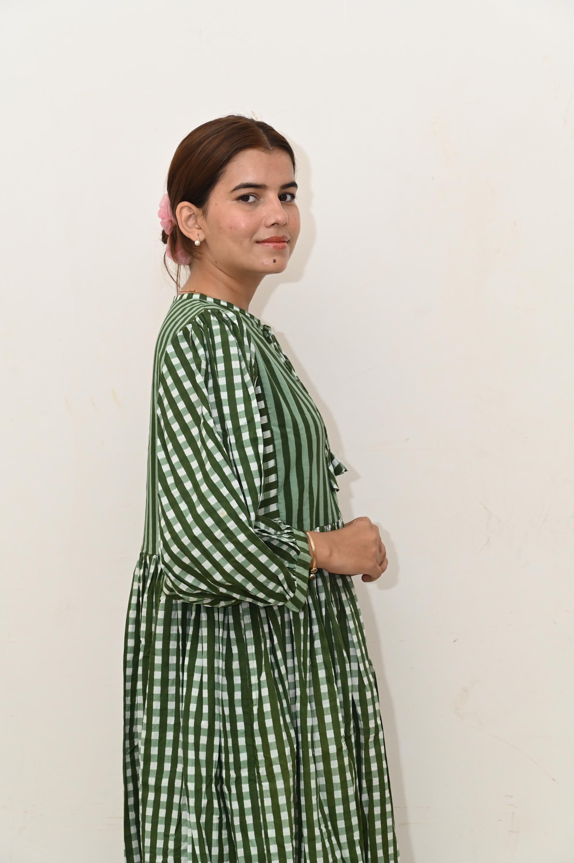 chinese dress ladies Josefa 1970s Embroidered Striped Cotton Balloon Sleeve Maxi Dress –  Featherstone Vintage