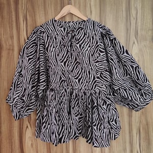 Kyra Top Dress, Mini Dress, floral Block Print Tunic Top, Deep Neck with string closer Women&#39;s                        Top, bilauj