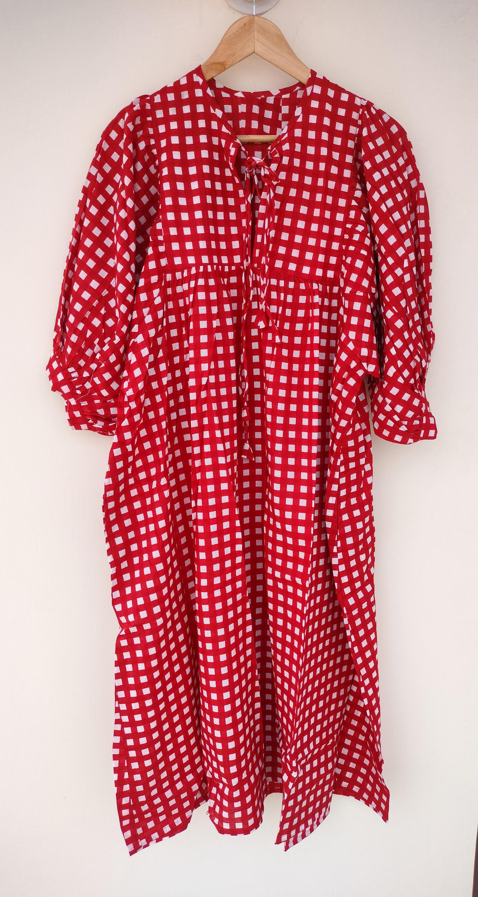 red dress with sheer sleeves Little Sleeve Party Dress – La Boutique Dacula Size:Size B (SM to M) Launchdate:2025-07-14 shoulder red midi dress Best Maxi Dresses for