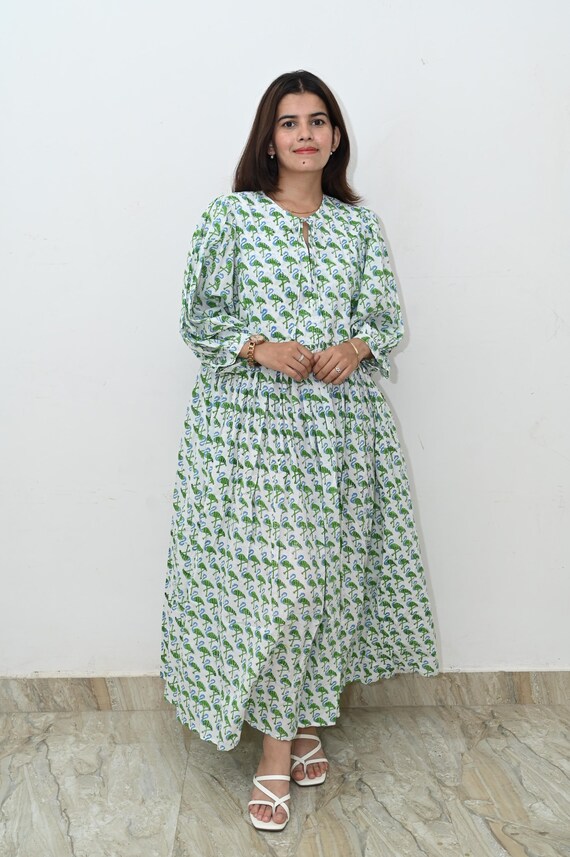 green bird print dress Chic Dark Green Wedding Guest Dress Off-shoulder Sheath Satin Long Eve –  EvaFashionDress main image 1