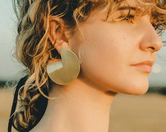 Extra large earrings women, Round statement earrings large, Circle disc earrings large, Big disc earrings, Brass circle earrings for women