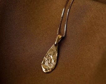 Collier en forme de larme d’or, bijoux de mariage simples pour les mariées Collier délicat Collier pendentif en forme de larme Collier empilable Cadeau OOAK pour les femmes
