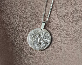 Sterling Silber Anhänger Halskette Sterling Silber nur Charms Einzigartige Silber Halskette Medaillon Anhänger Gehämmerte Scheibe Halskette Geschenk für Sie