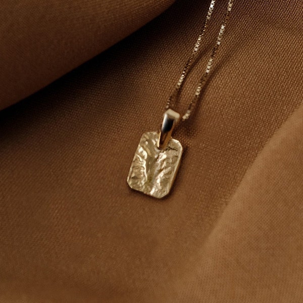Kleine Goldkette, zarte Goldkette mit winzigem Charme, winzige Halskette mit Rechteckanhänger süßes Schmuckgeschenk, Geschenk für Mama