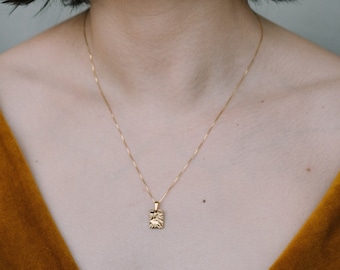 Minimalist Halskette für Frauen Goldene Halskette mit quadratischem Anhänger, Einfache Halskette, Kleine Halskette mit rechteckigem Anhänger, Geburtstagsgeschenk für Sie