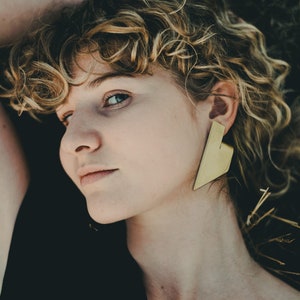 Avant garde earrings Extra large earrings 80s geometric earrings Modern brass earrings Chunky geometric earrings Long rectangular earrings