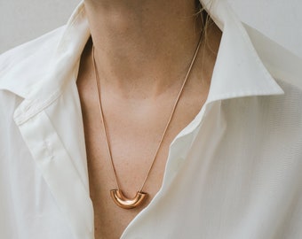 Modern Rose Gold Necklace with curved pendant and snake chain, Big minimalist necklace Geometric Necklaces For Women, Cool jewelry for women