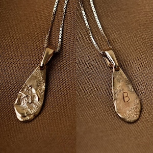 Delicado collar personalizado para mujer, colgante Teardrop, cadena de caja regalo personalizado para collar femenino mejor amiga, collar inicial de oro
