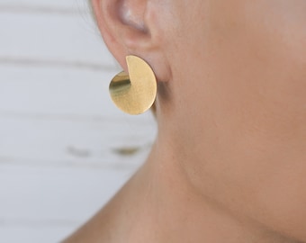 Round earrings, Circle disc earrings, Brass disc earrings, Round statement earrings, Bridal earrings, Modern jewelry, Modernist earrings