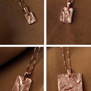 Rose gold Anfang Halskette, personalisierte Kette Rose gold Charme Charme Halskette, quadratische Anhänger, personalisierte Halskette Roségold mit Initial Bild 2