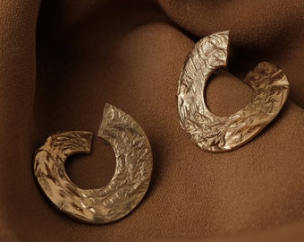 Sculptural earrings Gold textured earrings Gold hammered earrings Hoop studs Unusual earrings OOAK earrings Unique earrings Gift for mom