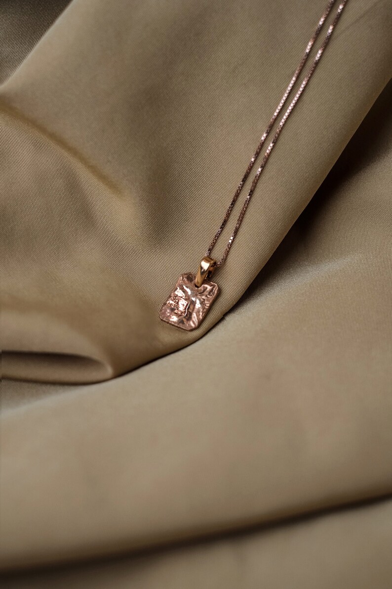 Rose gold Anfang Halskette, personalisierte Kette Rose gold Charme Charme Halskette, quadratische Anhänger, personalisierte Halskette Roségold mit Initial Bild 6
