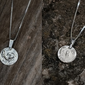 Mini Initial Halskette Silber Brief Halskette zierlich, kleine Silber Halskette mit Initial, dünne Sterling Silber Kette personalisiertes Geschenk für sie