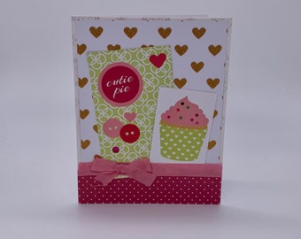 Cutie pie cupcake card