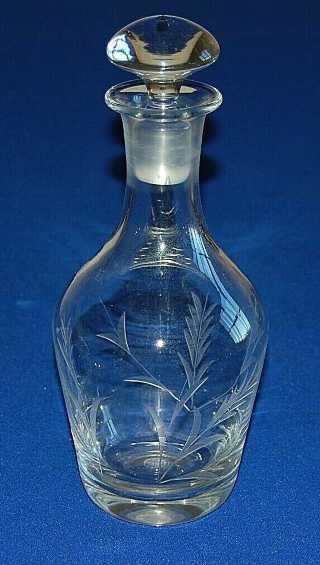 Crystal Cut Glass Decanter & Stopper, Cut Leaf Decoration. 28cms in