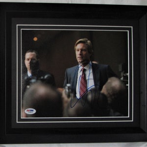 Aaron Eckhart Signed authentic guaranteed  PSA/DNA Certified Authentic Registered Dealer   . Not Copy or  Printed