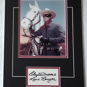 CLAYTON MOORE Signierte "The Lone Ranger" Mattierte signierte Karte mit Foto Authentisch nicht kopieren oder drucken Ungerahmt.  Registrierter Händler