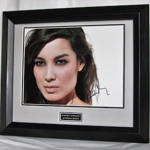 BERENICE MARLOHE Signed James Bond Skyfall authentic. Not Copy or  Printed Signature