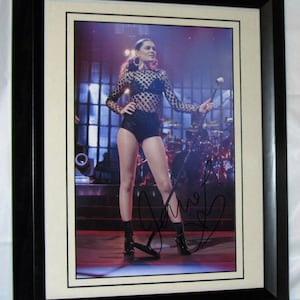 JESSIE J signed Music Singer 12 x 8 Photo Framed  Authentic  Not Copy or  Printed #1
