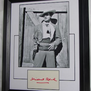 GILBERT ROLAND signierte The isco Kid Framed Matted Signierte Karte mit Foto authentisch nicht kopieren oder drucken registrierter Händler