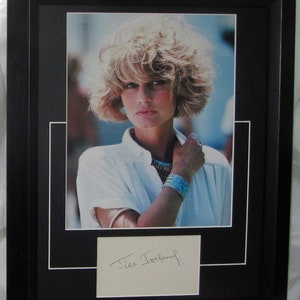 JILL IRELAND signierte Schauspielerin Charles Bronson Frau matted signierte Karte authentisch nicht kopieren oder drucken registrierter Händler