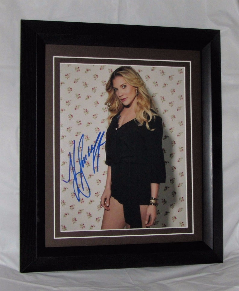 KATEE SACKHOFF signed Battlestar Galatica, Longmire . AFTAL Dea KATEE SACKHOFF signed Battlestar Galatica, Longmire . AFTAL Dea