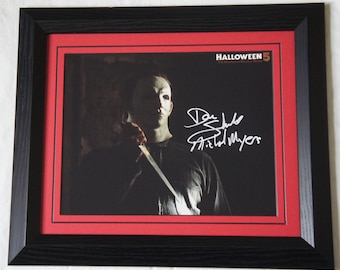 Authentic DON SHANKS signed Michael Myers Halloween 5 Film  Horror. Hand matted and framed Style