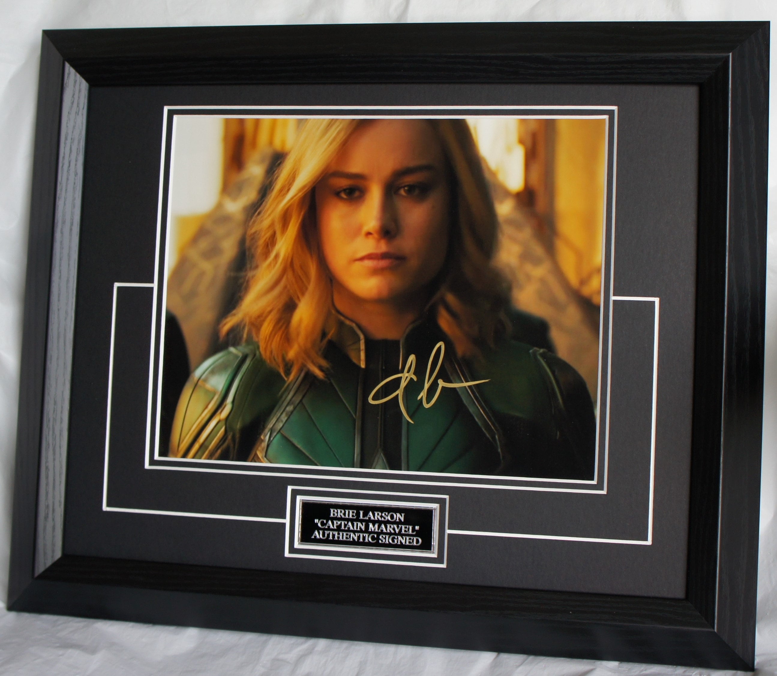  HWC Trading Captain Marvel Brie Larsson and Cast 16 x 12 inch  Framed Gifts Printed Poster Signed Autograph Picture for Movie Memorabilia  Fans - 16 x 12 Framed: Posters & Prints