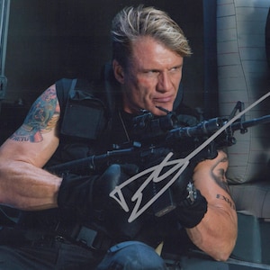 DOLPH LUNDGREN Signed Expendables Authentic Guaranteed Registered Dealer Not Copy Or Printed Autograph