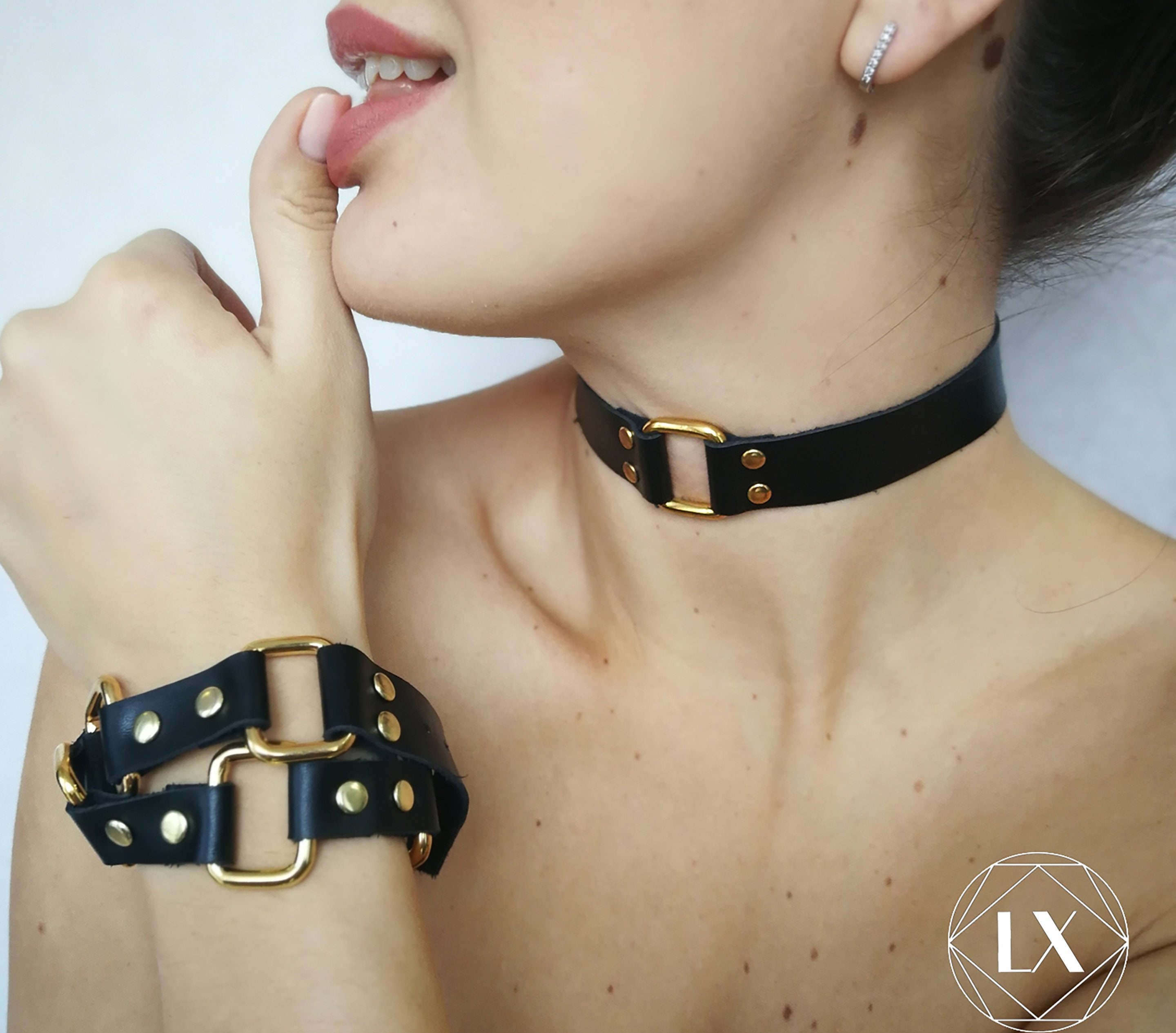 Sexy Leather Choker Necklace -  Israel